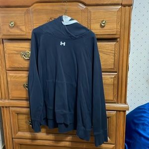Under armour hooded sweatshirt